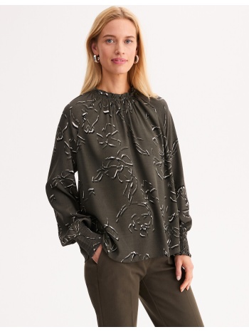 μπλούζα με λαιμό v