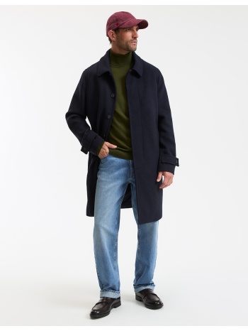 μακρύ παλτό με μυτερό γιακά