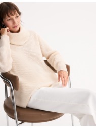 πουλόβερ με στρογγυλή ...