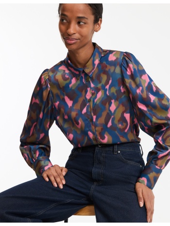 πουκάμισο με μακριά μανίκια