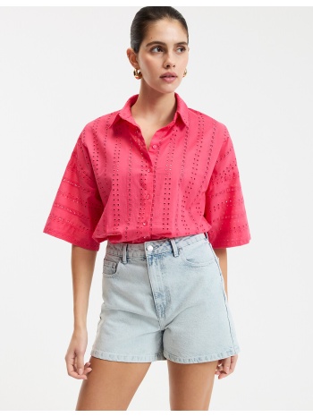 φαρδύ πουκάμισο με κοφτό κέντημα και μανίκια μέχρι τους