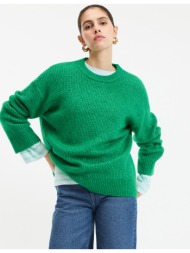 πουλόβερ με στρογγυλό λαιμό σε λεπτή πλέξη με αφράτη υφή