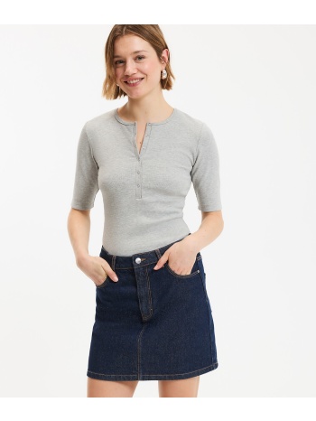 κοντομάνικο μπλουζάκι με γιακά tunisien