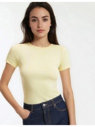 κοντομάνικο μπλουζάκι με ...