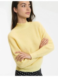 πλεκτό με όρθιο λαιμό