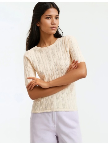 πλεκτή μπλούζα με στρογγυλή λαιμόκοψη και κοντά μανίκια σε