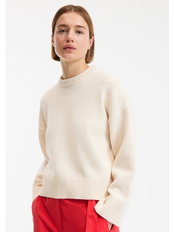 πλεκτή μπλούζα με στρογγυλή λαιμόκοψη