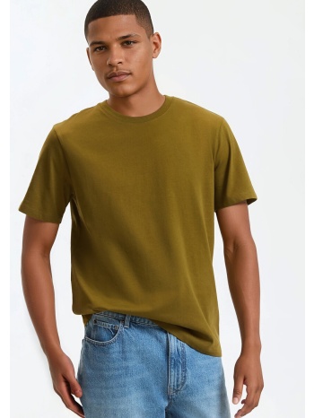 κοντομάνικο μπλουζάκι με στρογγυλή λαιμόκοψη