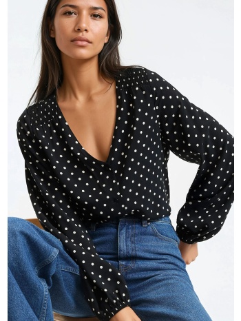 μπλούζα με v λαιμόκοψη