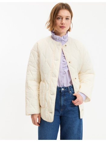 κοντό καπιτονέ μπουφάν με κουμπιά