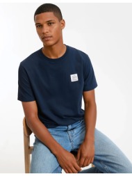 κοντομάνικο μπλουζάκι με στρογγυλή λαιμόκοψη και animal print