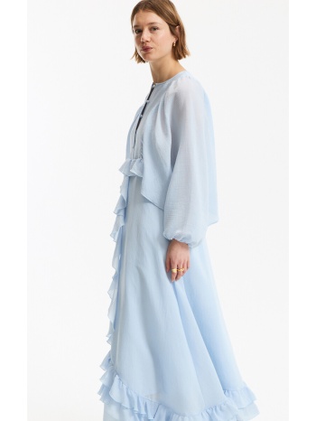 μακρύ φόρεμα με βολάν και φουσκωτά μανίκια