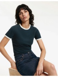 κοντομάνικο t-shirt με στρογγυλή λαιμόκοψη και αντιθετικές λεπτομέρειες