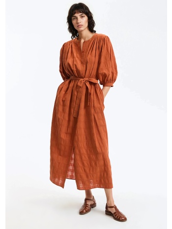 μακρύ φόρεμα με ζώνη και φουσκωτά μανίκια