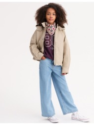 μπουφάν με κουκούλα