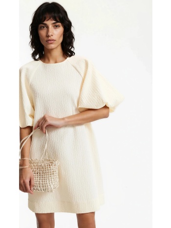 κοντό φόρεμα με φουσκωτά κοντά μανίκια