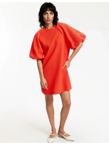 κοντό φόρεμα με φουσκωτά κοντά μανίκια