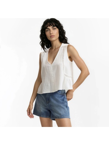 κεντητή μπλούζα με v λαιμόκοψη