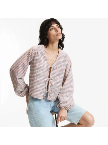 μπλούζα με v λαιμόκοψη