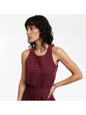 αμάνικο τοπ με στρογγυλή λαιμόκοψη και αγγλική δαντέλα