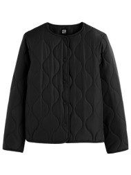 ελαφρύ καπιτονέ μπουφάν με σούστες