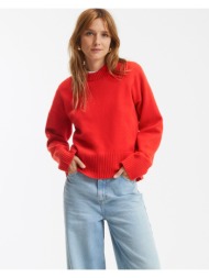 πλεκτό από μαλλί και ...