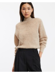 πλεκτό με όρθιο λαιμό