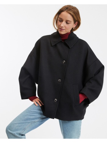 κοντό παλτό με κουμπιά σε προσφορά