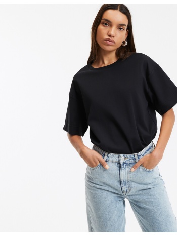 μπλούζα σε loose γραμμή