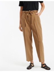 ψηλόμεσο παντελόνι με μπατζάκια που στενεύουν στη βάση