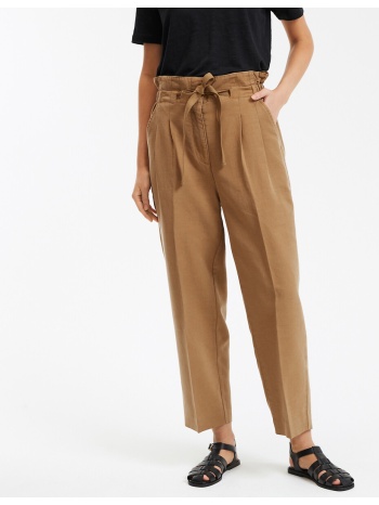 ψηλόμεσο παντελόνι με μπατζάκια που στενεύουν στη βάση