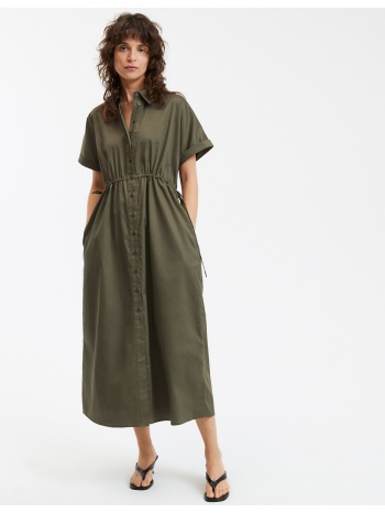 μακρύ φόρεμα με σούρες και μακριά μανίκια