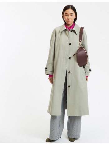 μακριά καμπαρντίνα με κουμπιά σε προσφορά