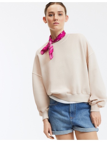 φαρδύ κοντό φούτερ με στρογγυλή λαιμόκοψη