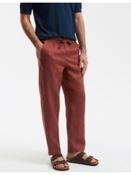 λινό παντελόνι σε ίσια ...