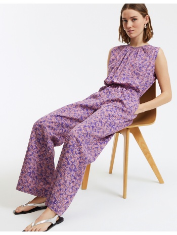 ολόσωμη εμπριμέ φόρμα χωρίς μανίκια σε προσφορά