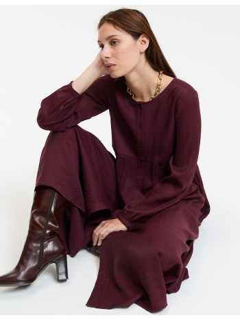 μακρύ φόρεμα με μακριά μανίκια