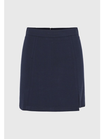 mini φούστα σε ίσια γραμμή