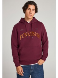 φούτερ με κουκούλα και τύπωμα στο στήθος