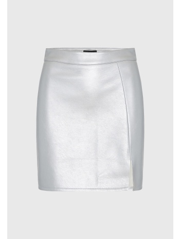 μίνι φούστα σε ίσια γραμμή