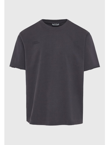 t-shirt με text τύπωμα στην πλάτη