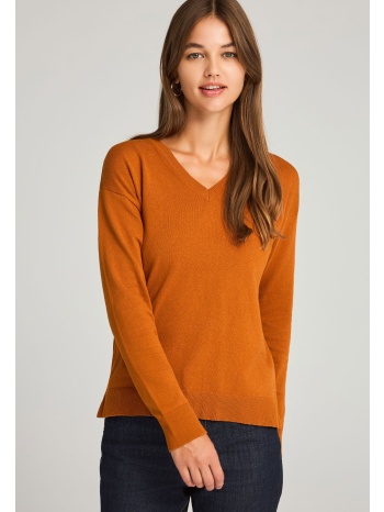 γυναικείο πλεκτό με v λαιμόκοψη