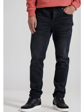 slim tapered fit τζιν παντελόνι με ελαφρύ ξεθώριασμα