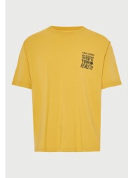 t-shirt με τύπωμα στην ...