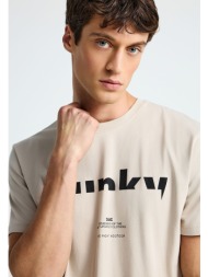 t-shirt με τύπωμα