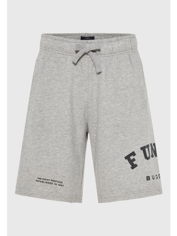 ανδρική βερμούδα αθλητική με τυπωμένο logo