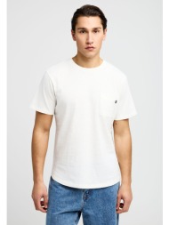 t-shirt με τσέπη στο στήθος