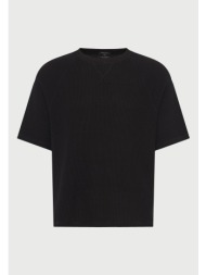 ανδρικό μονόχρωμο t-shirt - the essentials