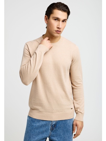 ανδρικό ελαφρύ πλεκτό με λαιμόκοψη