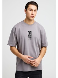 ανδρικό oversized t-shirt με τύπωμα στην πλάτη